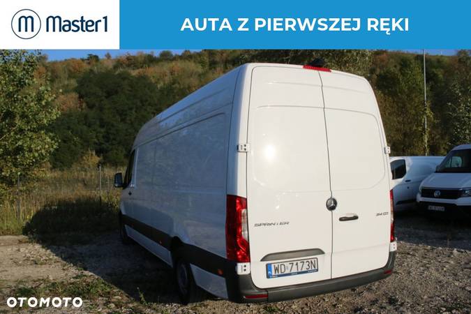 Mercedes-Benz Sprinter - 3