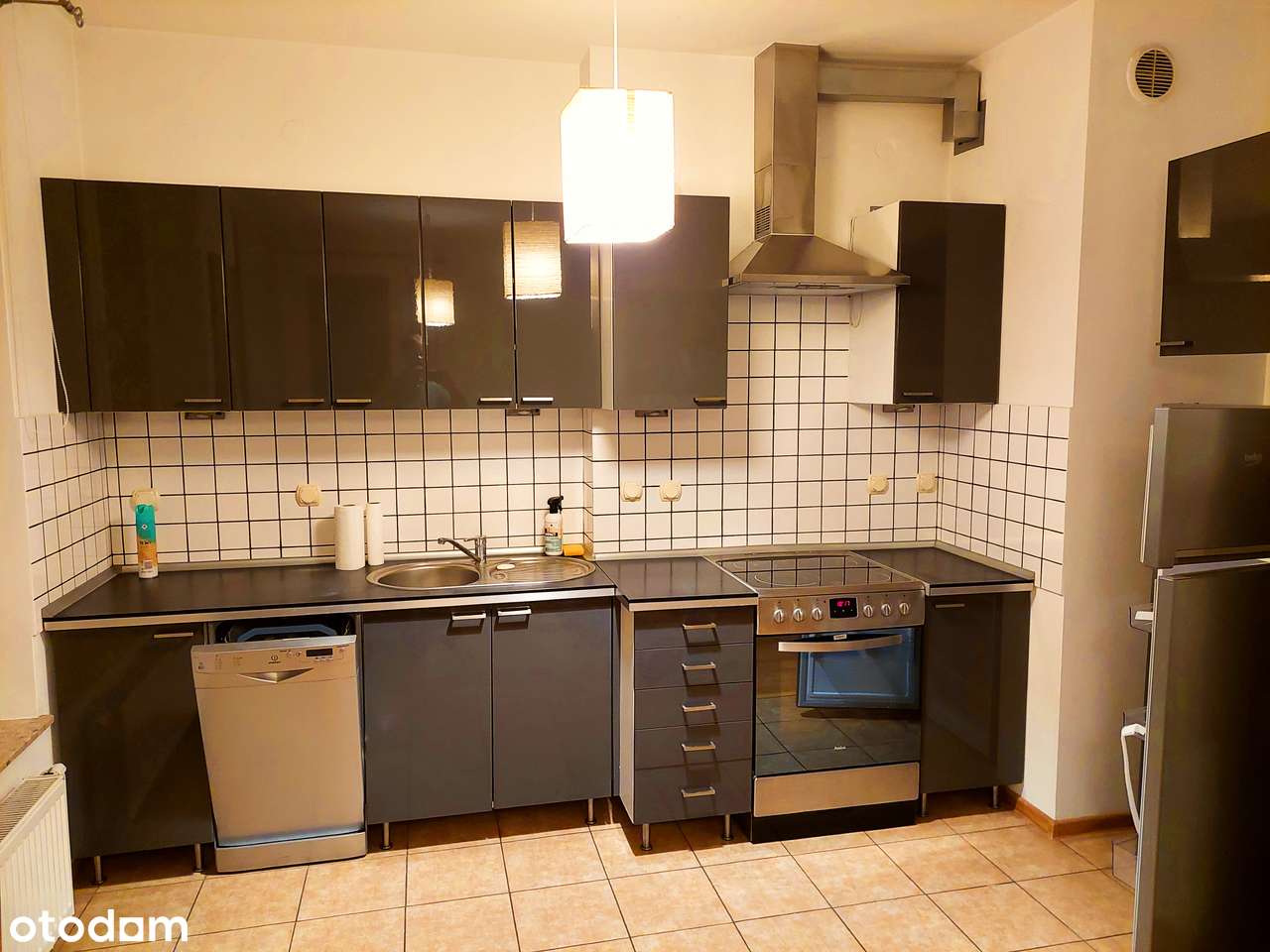 2 pokoje, po remoncie,  doskonała lokalizacja,  garaż, winda - Pełny obrazek: 4/17