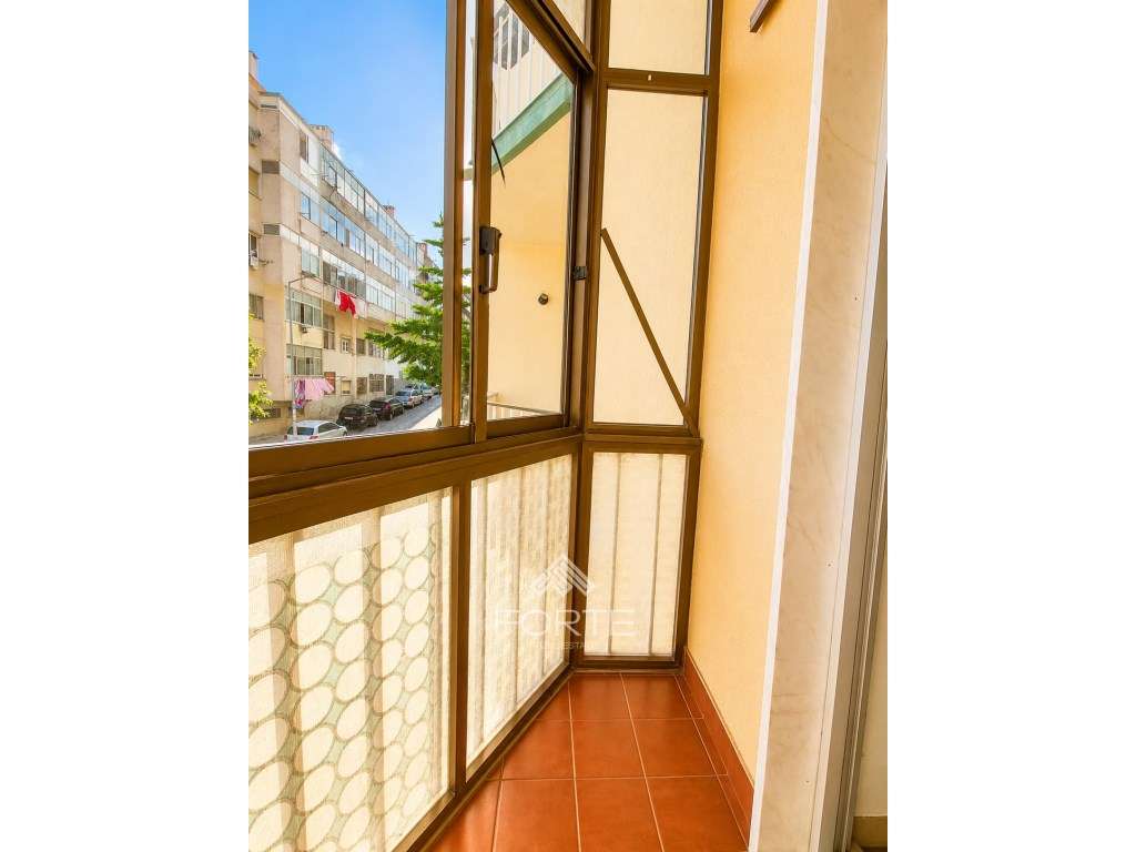 Apartamento T2 - Cacém, Sintra-7