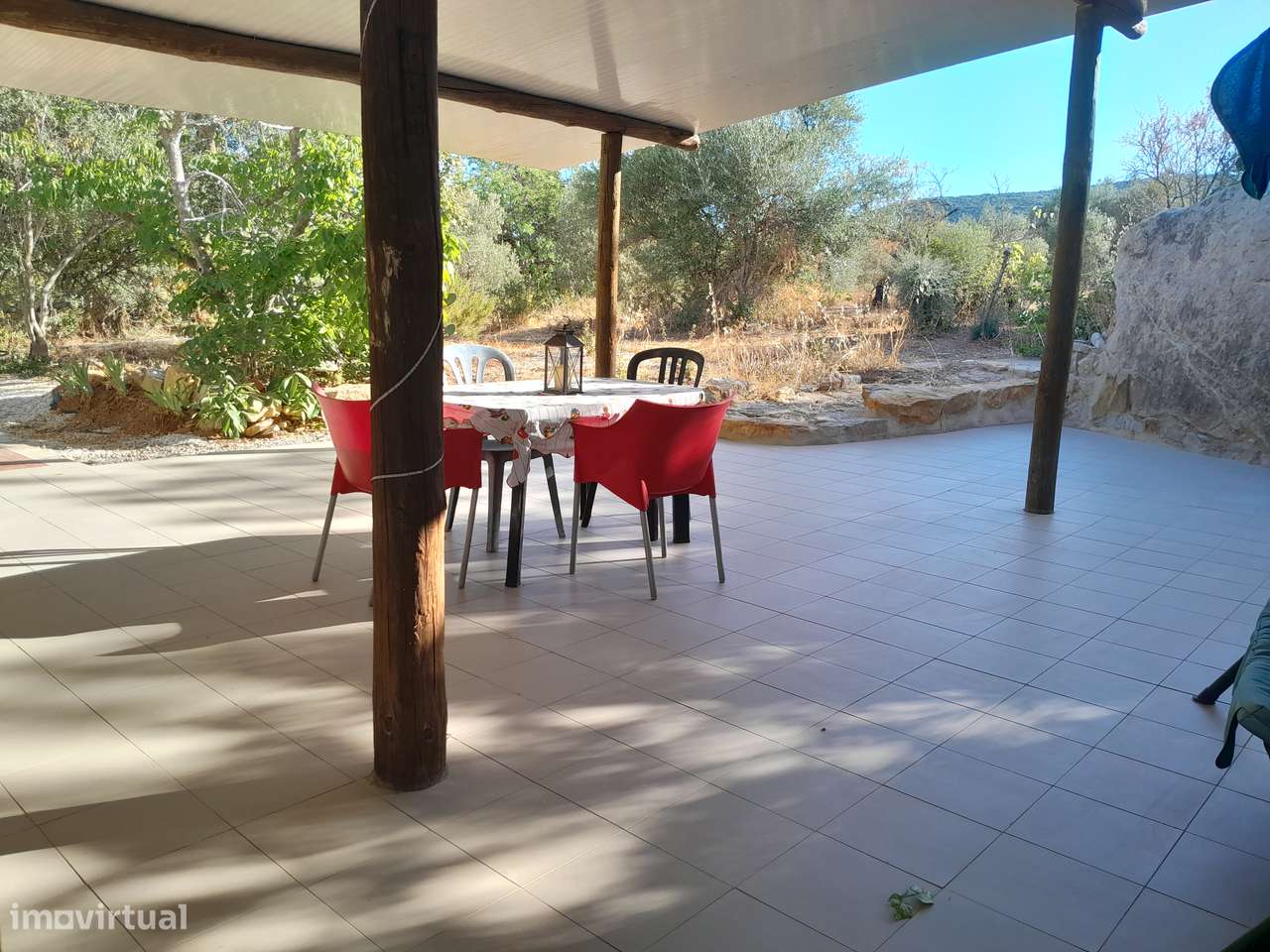 Moradia T3 C/ 10.000M2 Terreno C/ Furo-3