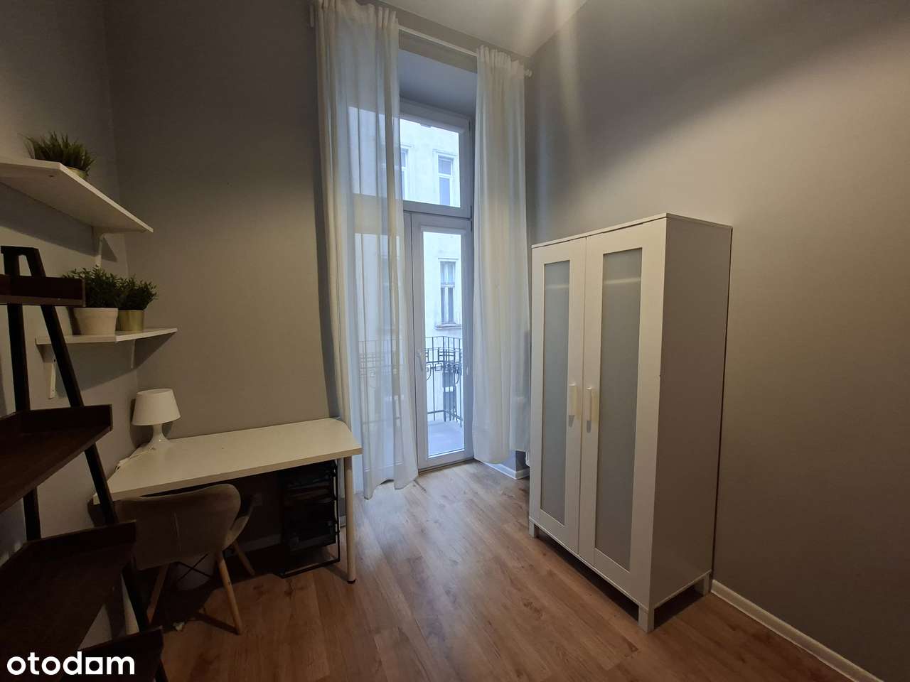 Polesie/Centrum. Duże mieszkanie w oficynie kamienicy 6 pokoi-6