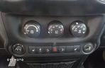 Jeep Wrangler 2.8 CRD Unlim Sahara - 29