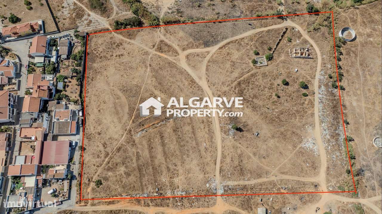 Terreno Exclusivo em Faro com 31.000 m² e Viabilidade de Construção - Grande imagem: 2/20