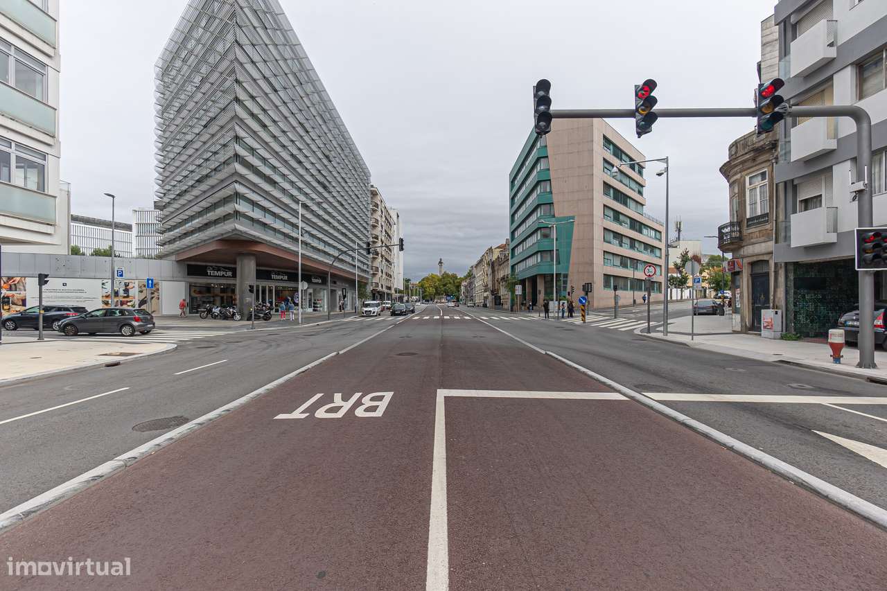 T1K na Av. da Boavista, junto à Casa da Música-19