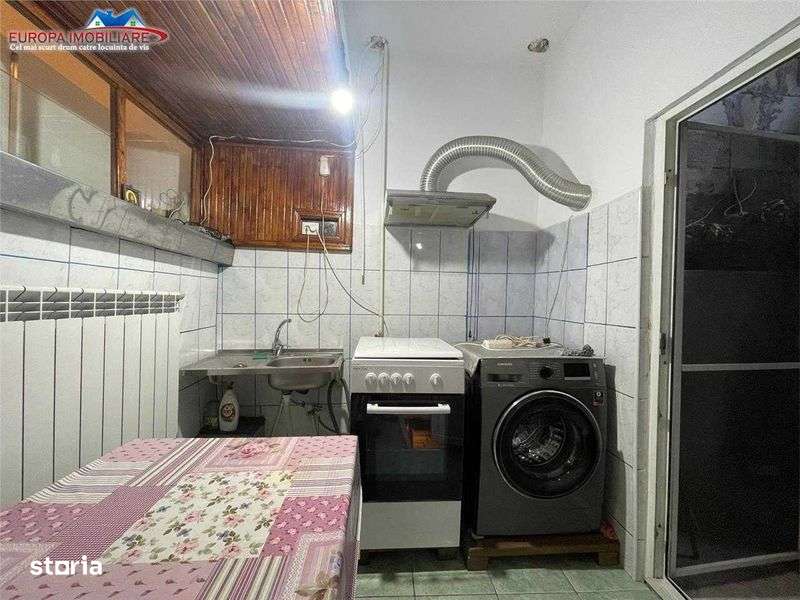 Vand casa oras Tulcea, zona ultracentrala - Imagine principală: 4/8