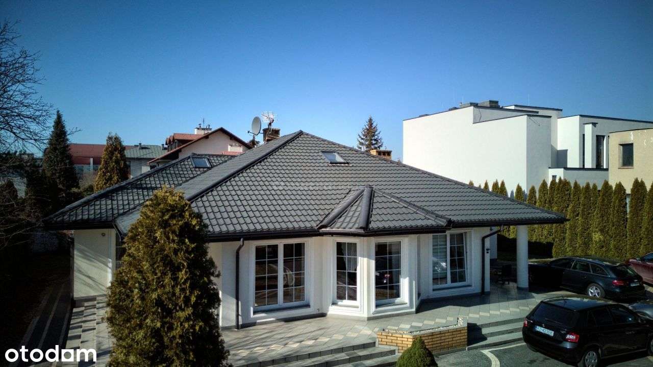 Dom w bardzo atrakcyjnej lokalizacji w Łomiankach! - Pełny obrazek: 2/19