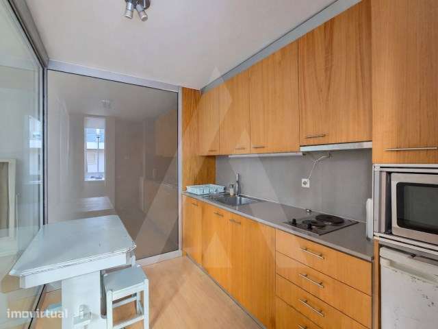 Apartamento T0 junto ao Centro Comercial Glicinias - Grande imagem: 4/14