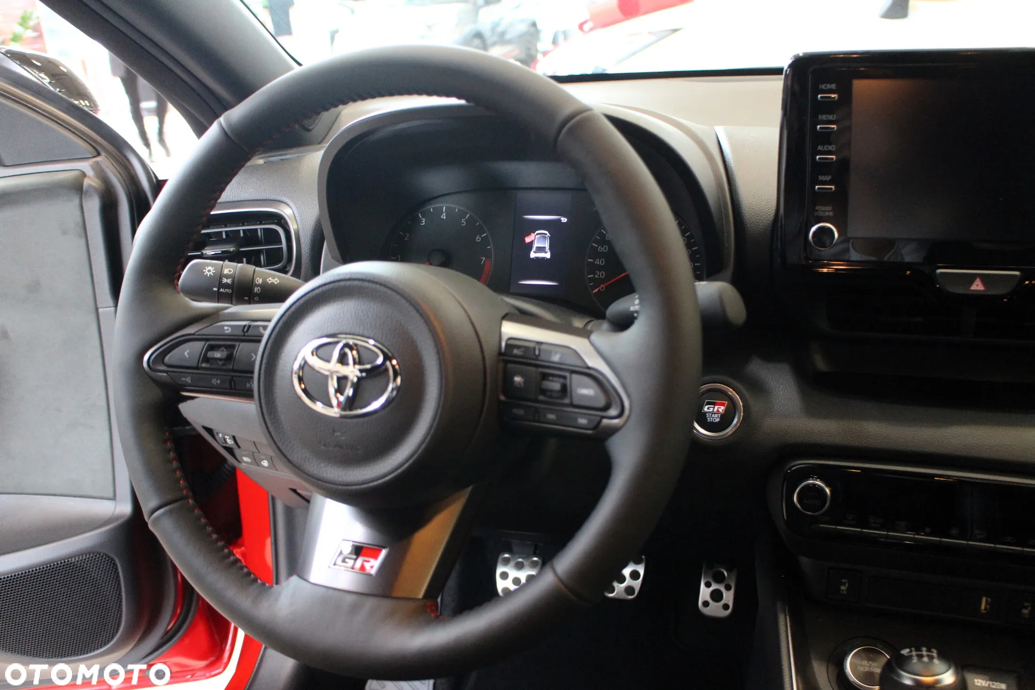 Toyota Yaris GR 1.6 Dynamic - 12