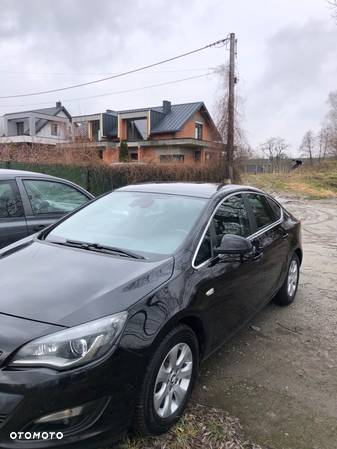 Opel Astra - 1