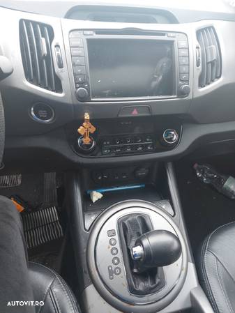 Kia Sportage 2.0 CRDI 184 AWD Aut. Platinum Edition - 3