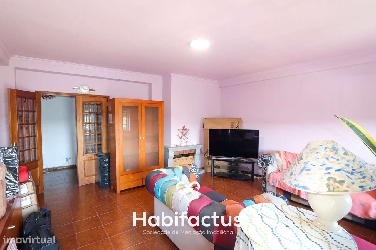 Apartamento T3+1 Duplex para  venda em Marzovelos.-1