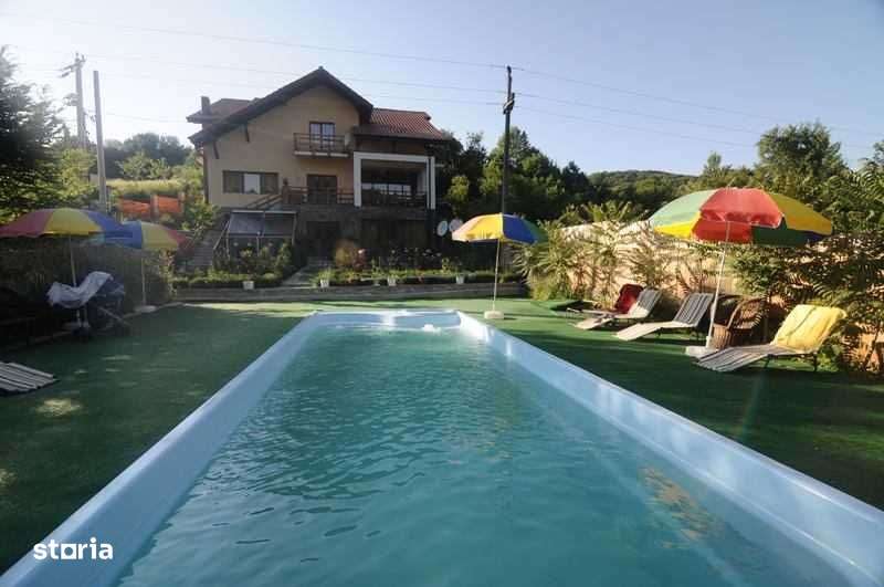 Vanzare vila judetul Valcea - Imagine principală: 4/8