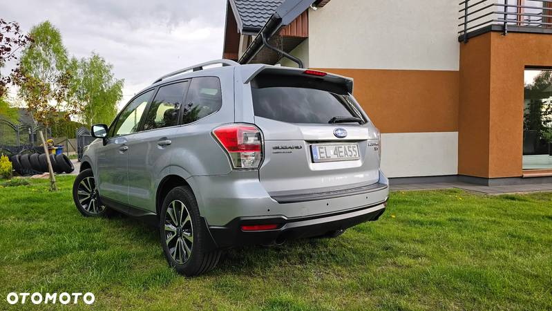 Subaru Forester 2.0 XT Platinum Lineartronic - 7