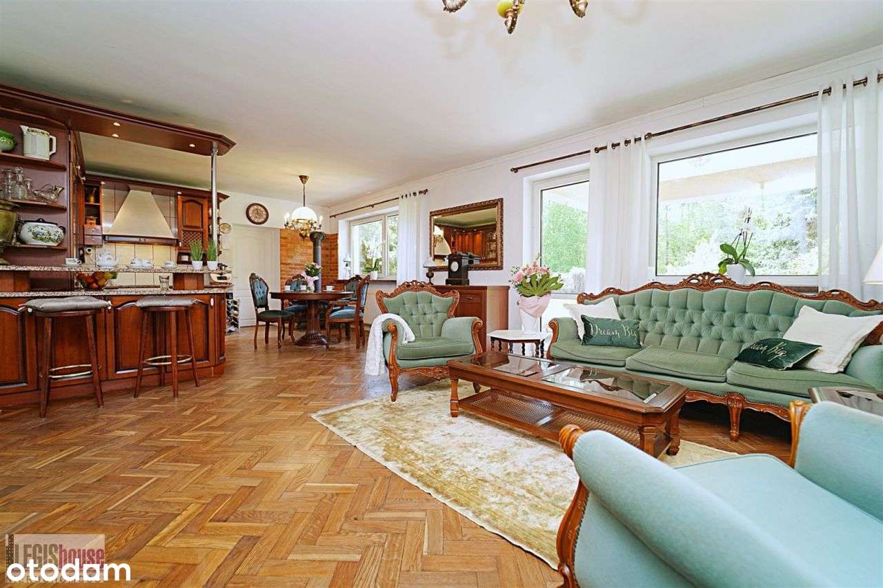 Obiekt O Funkcji Handlowo - Usługowej* Hala* Dom-10