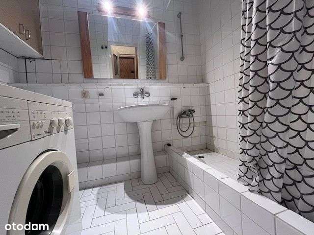 Na sprzedaż kawalerka os. Zwycięstwa 318 tys.-4