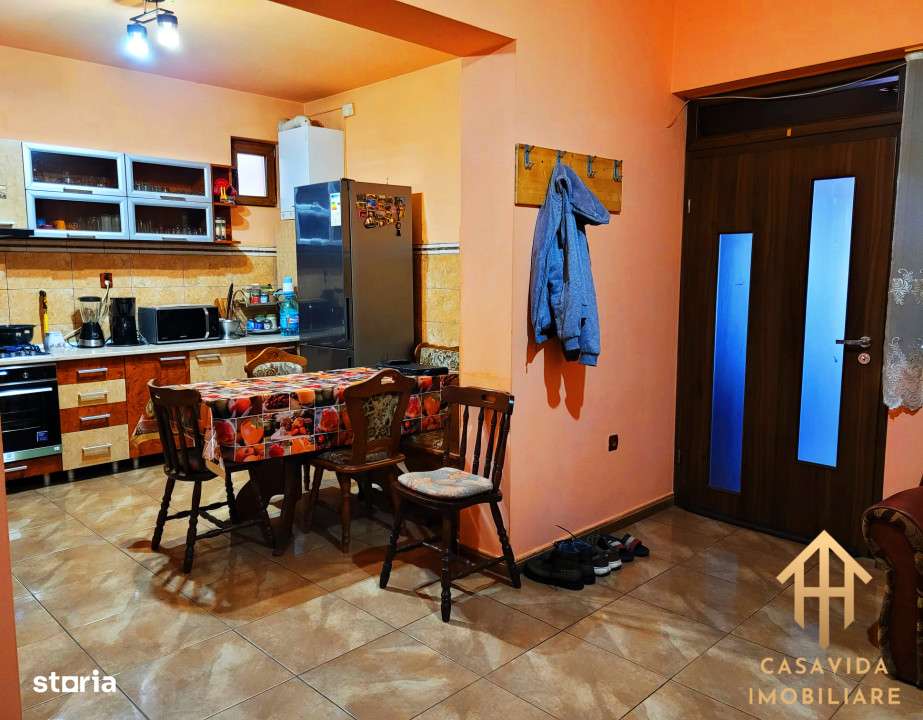 De vanzare casa cu etaj, Lugoj - Imagine principală: 5/18