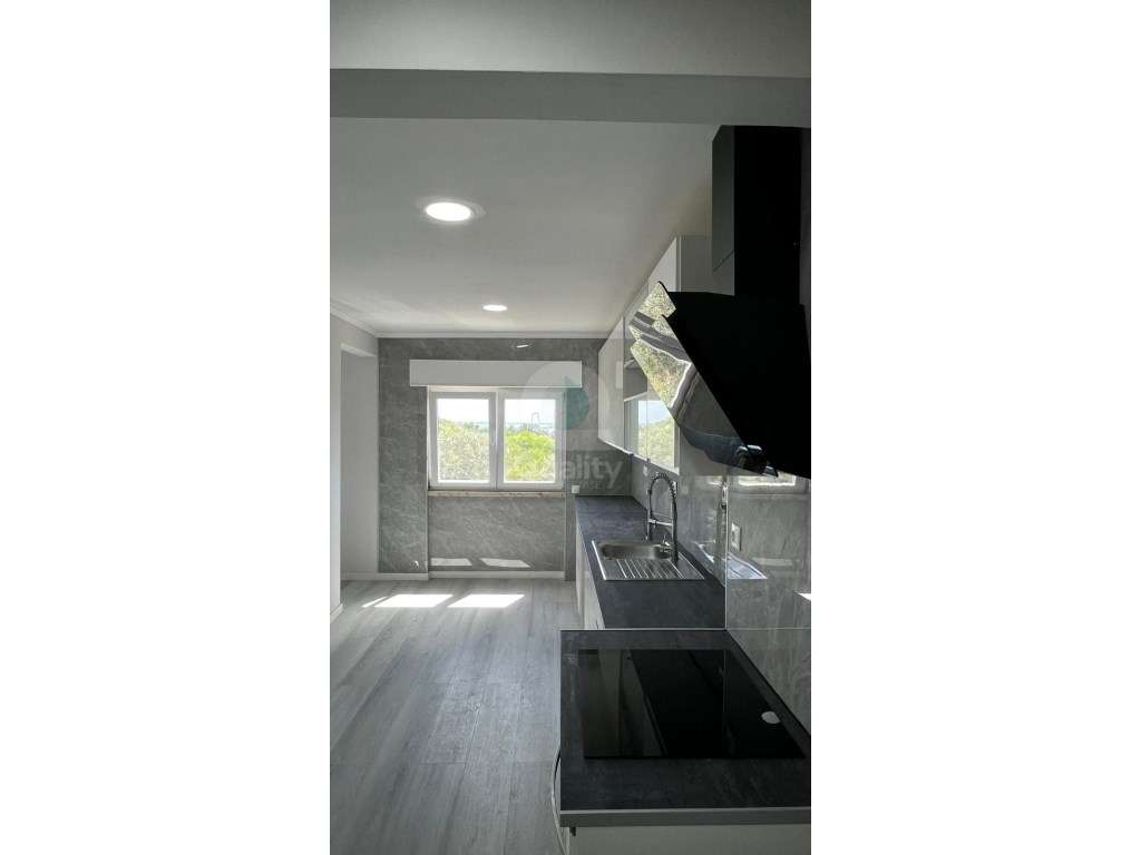 T2 Remodelado | São Sebastião - Setúbal-5