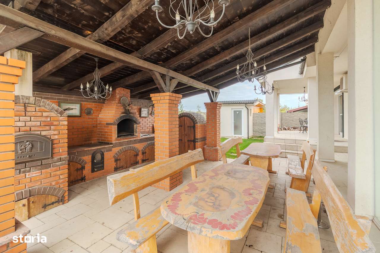 Casa Santandrei 5 Dormitoare 355 mp Utili Piscina Garaj si 2 Terase - Imagine principală: 4/20