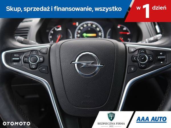 Opel Insignia - 17