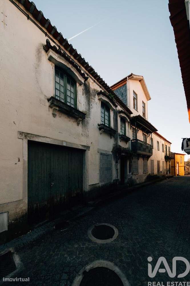 Casa de Campo T9 em Vila Nova de Foz Côa de 283 m2 - Grande imagem: 3/35