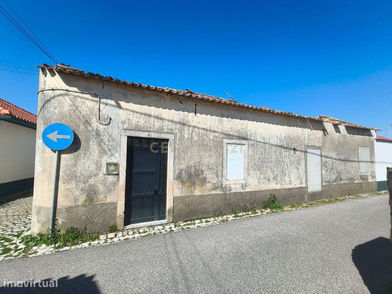 Moradia com história a poucos minutos do mar - Grande imagem: 2/4