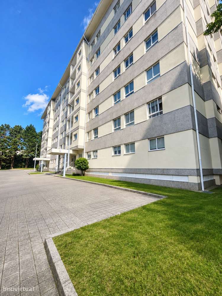 Apartamento T3 Lordelo do Ouro-16