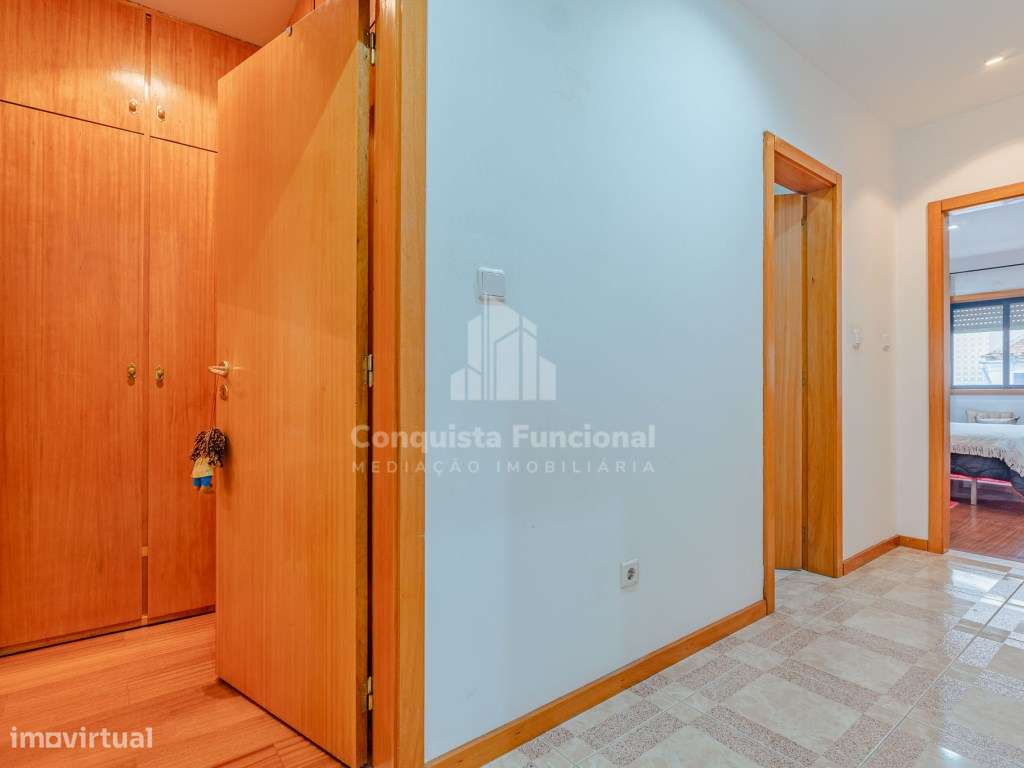 T3 com duas frentes em Ovar-Mobilado-15