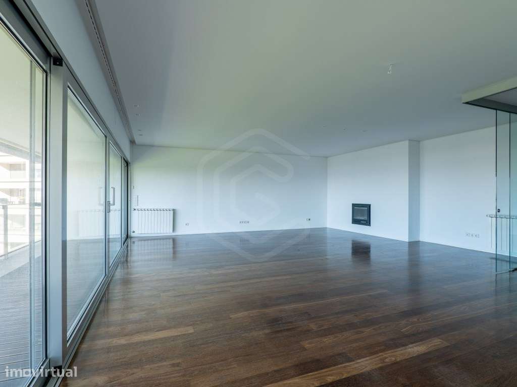 Apartamento T4 de luxo perto da Praia, Matosinhos Sul, Porto - Grande imagem: 5/31