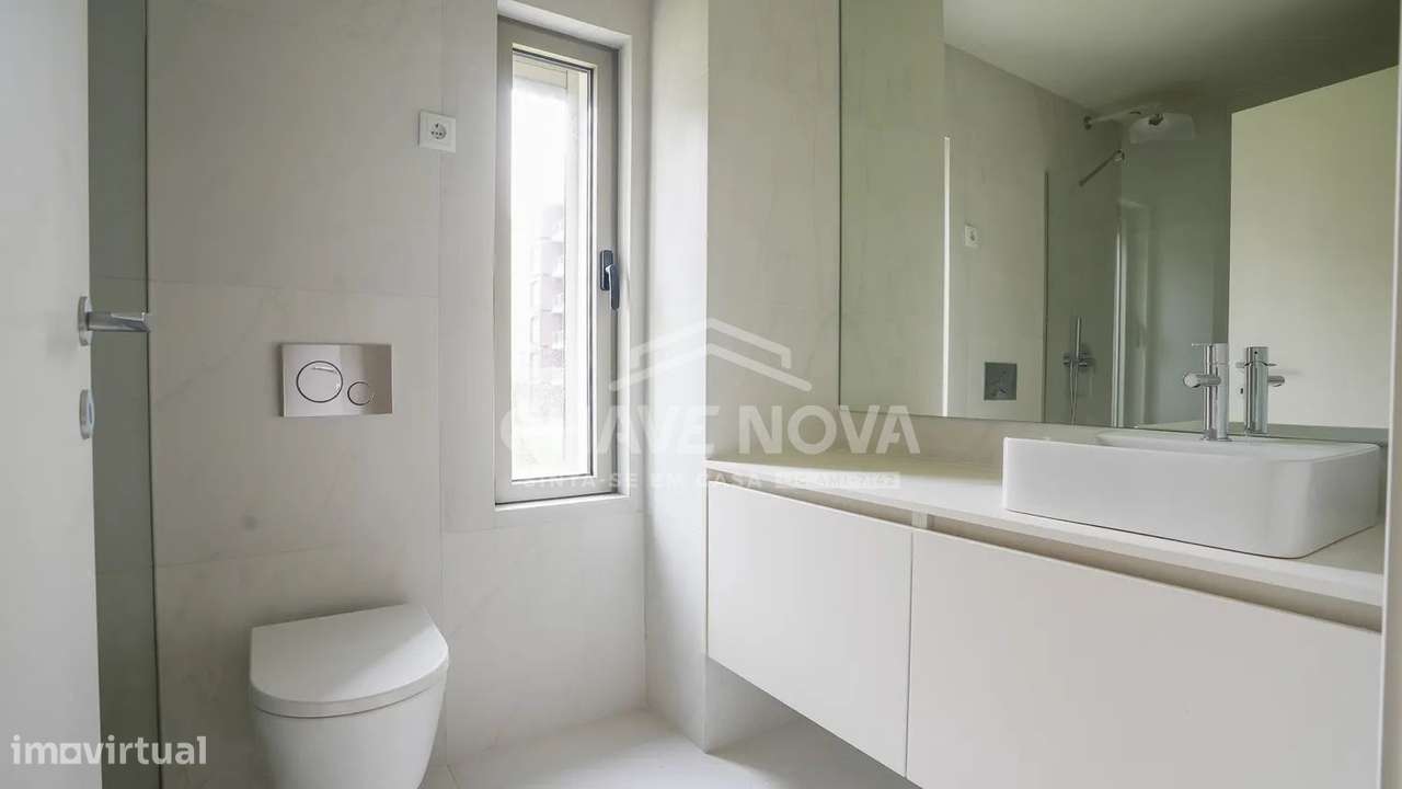 T2 NOVO com varanda e garagem  em Canidelo-8