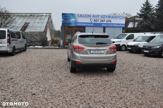 Hyundai ix35 2.0 CRDi 4WD Automatik Style - 12