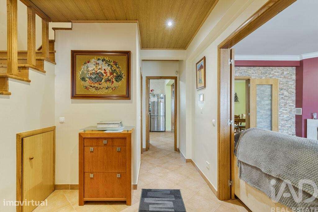 Casa / Villa T4 em Quinta do Anjo de 189,00 m2 - Grande imagem: 4/25