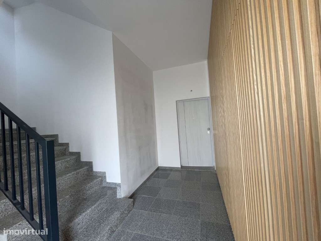 Excelente apartamento na zona Histórica da Nazaré.-27