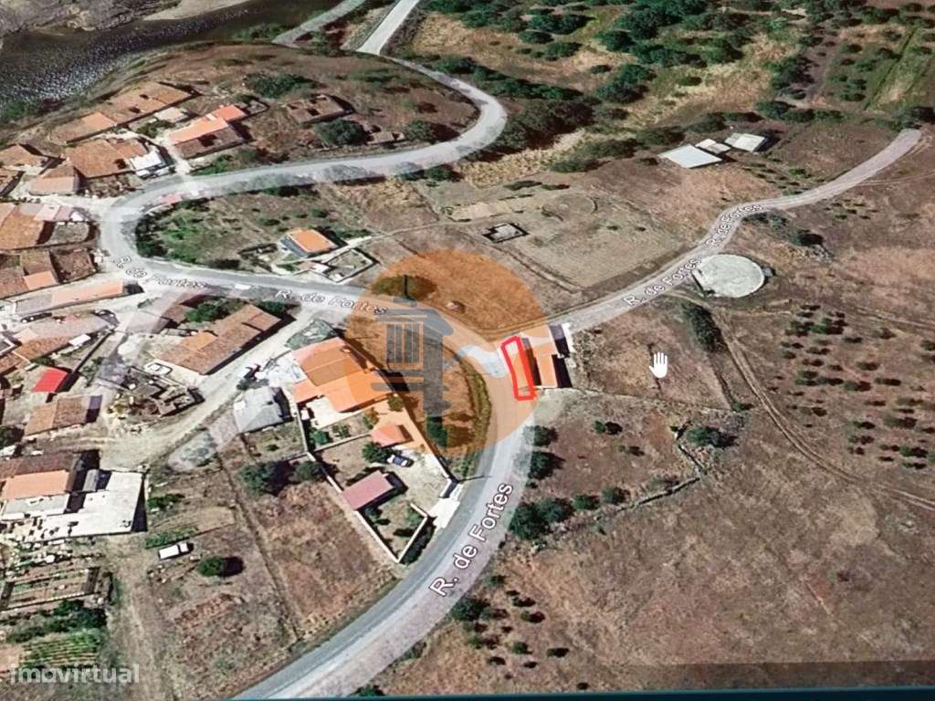 ARMAZEM JUNTO A ALDEIA DE FORTES EM CASTRO MARIM - ALGARVE - Grande imagem: 5/20