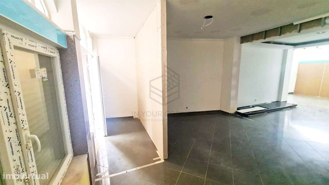 T2 em Conversão com Logradouro e Garagem Privativa – Oportunidade na A-4