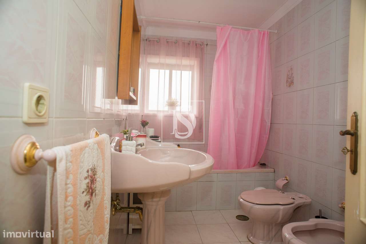 Moradia T4 Alfena-17