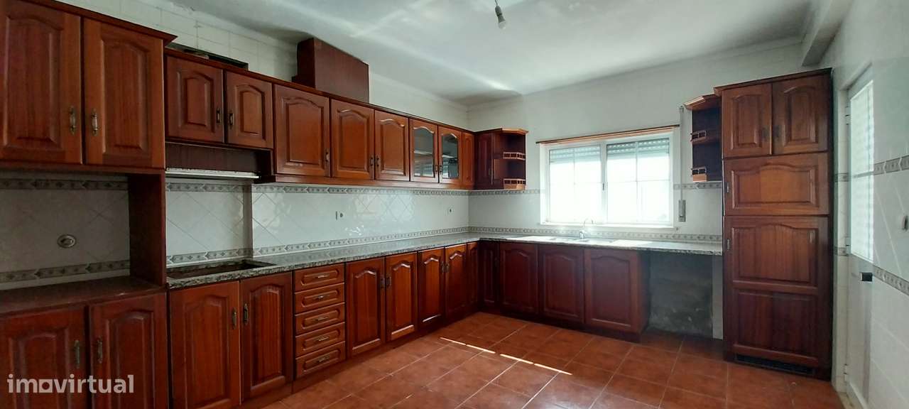 Moradia em Marinha Grande, Moita-7