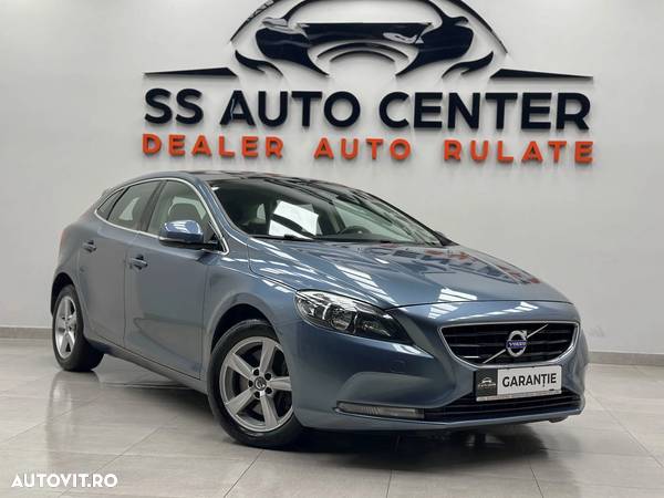 Volvo V40 D3 Momentum - 9