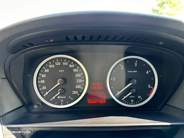 BMW 525 dA Touring - 2