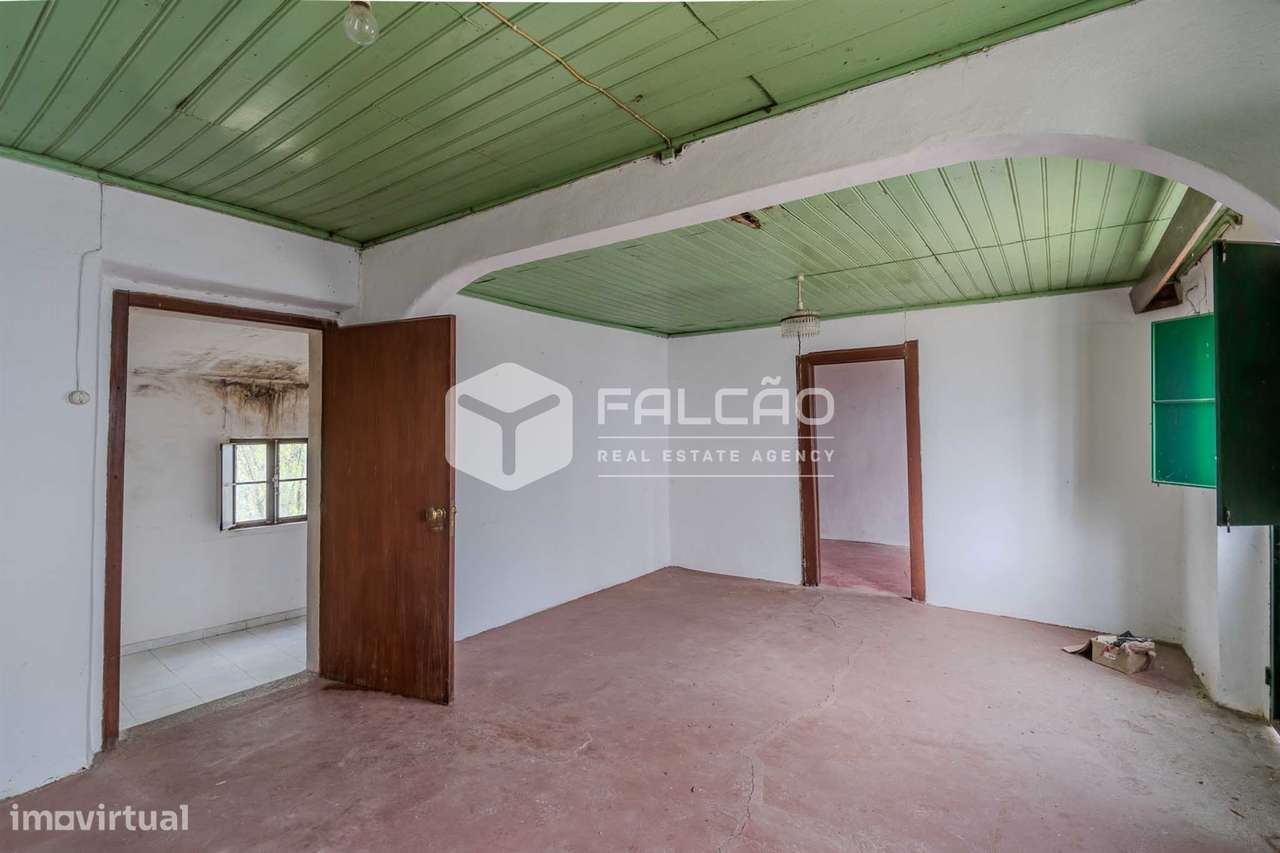 Moradia para Restaurar T2+2 Venda em Casével e Vaqueiros,Santarém-36