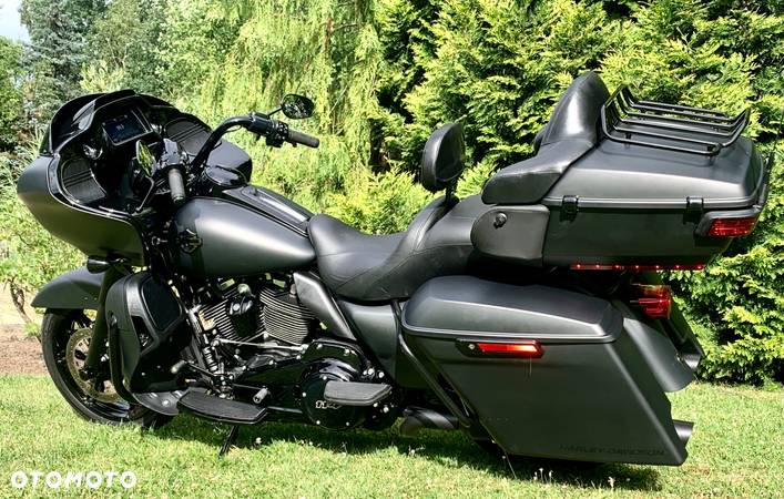 Harley-Davidson Touring Road Glide - 1