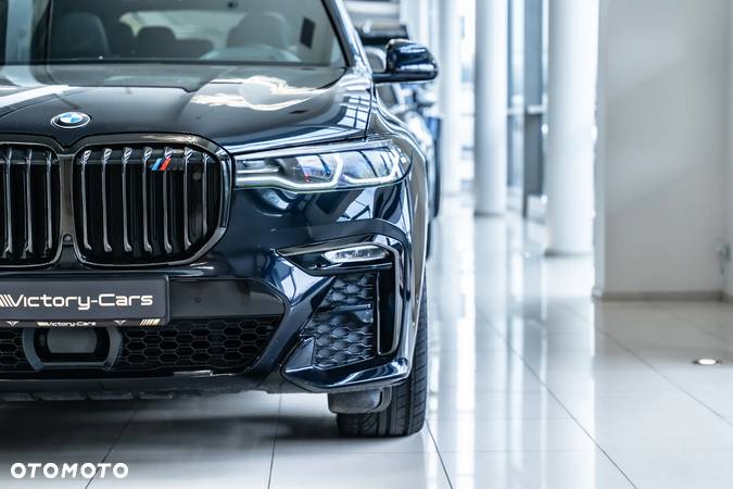 BMW X7 M50i sport - 17