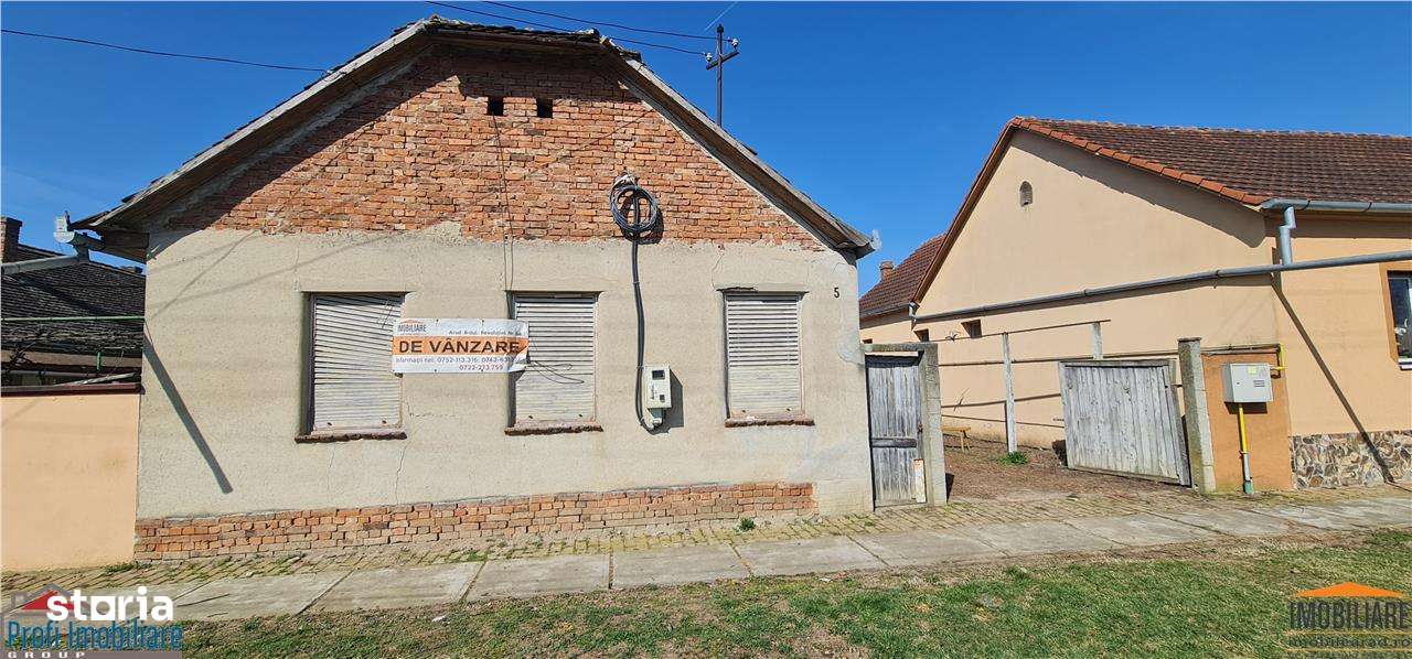 Teren 1270mp cu Casa in Santana, necesita amenajaredemolare-4