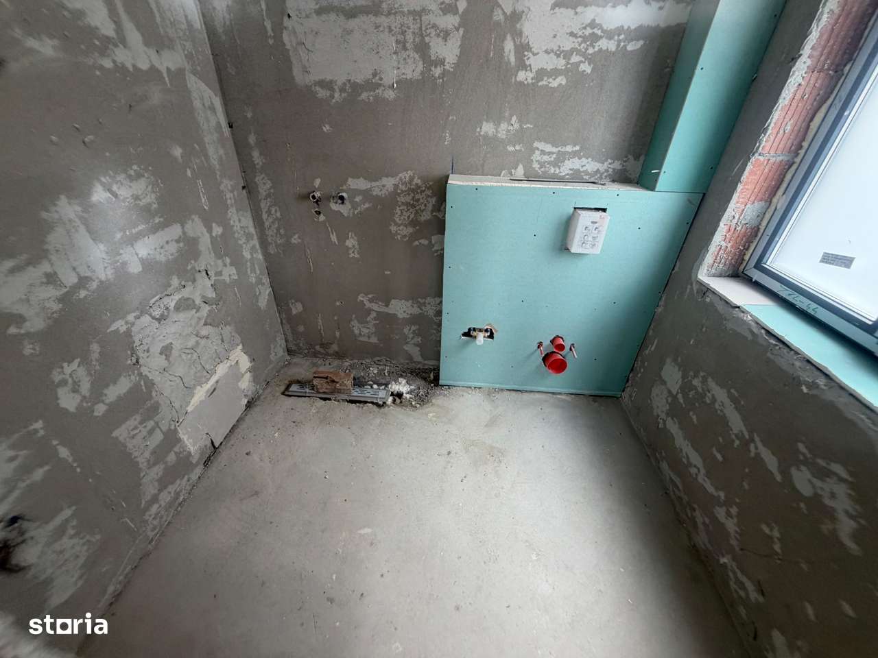 CASA INDIVIDUALA- 4 CAMERE, TOATE UTILITATILE, TEREN 240 MP, COMIS 0%-11