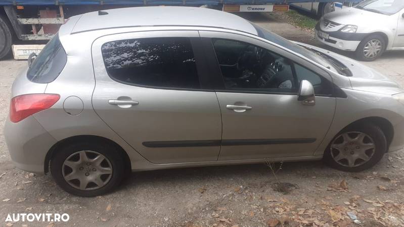 Punte spate Peugeot 308 - 4