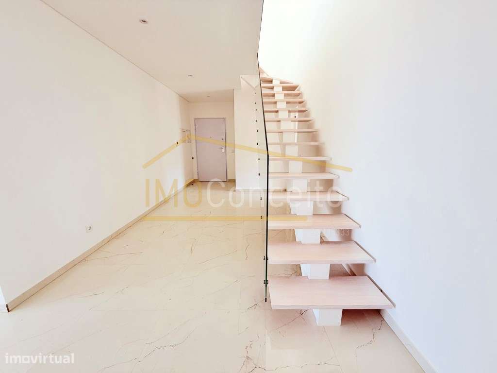APARTAMENTO T3 NA NAZARÉ | TERRAÇO PRIVATIVO , PISCINA NO TOPO DO E...-18
