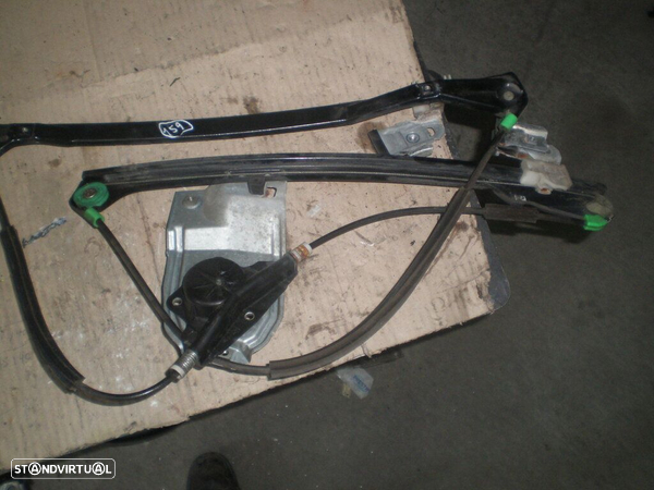 Elevador Manual 6N4837402 VW POLO 1996 5P FD - 2