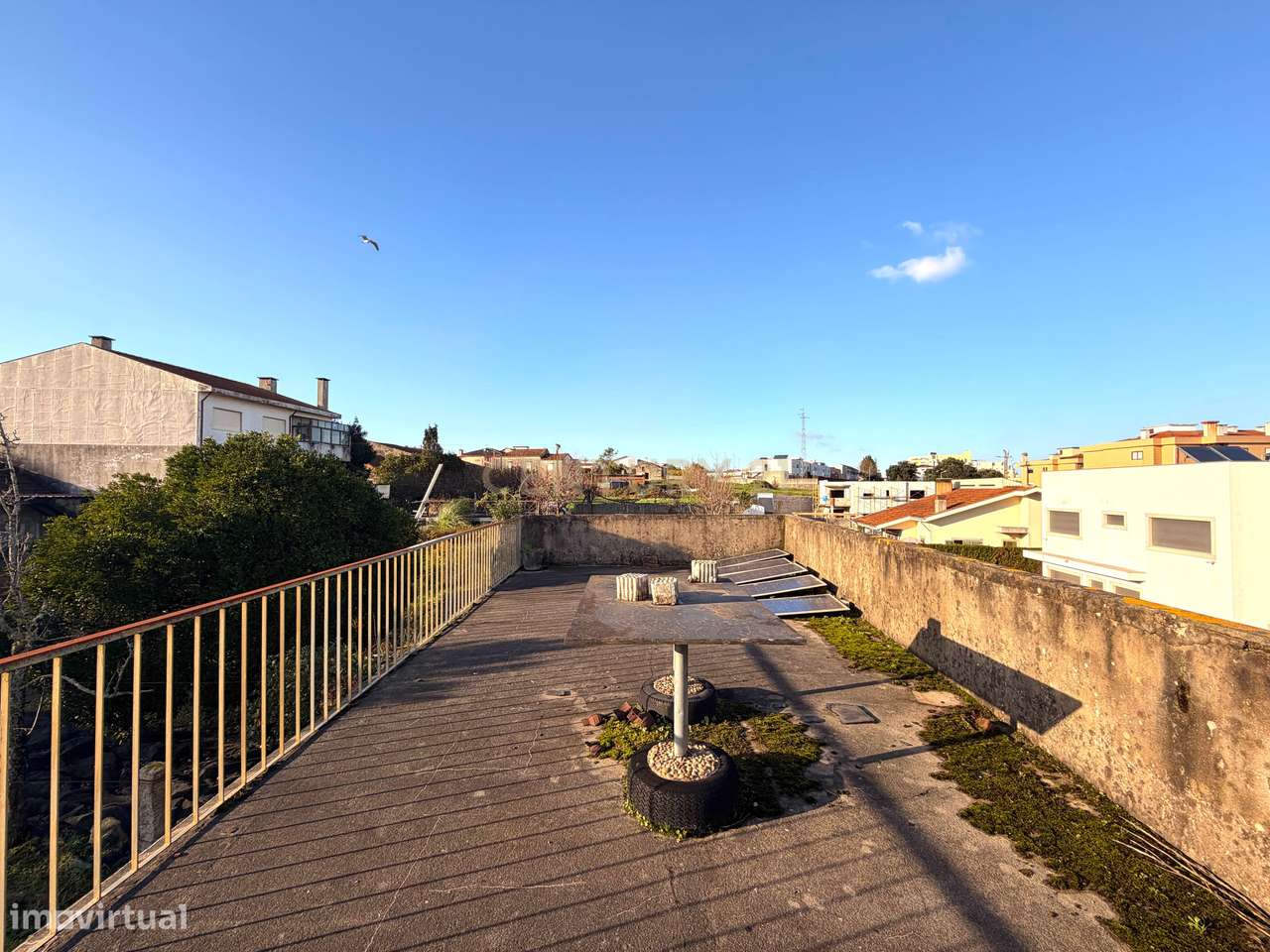 Oportunidade de investimento: Duas moradias para venda em Fânzeres, Go - Grande imagem: 2/17