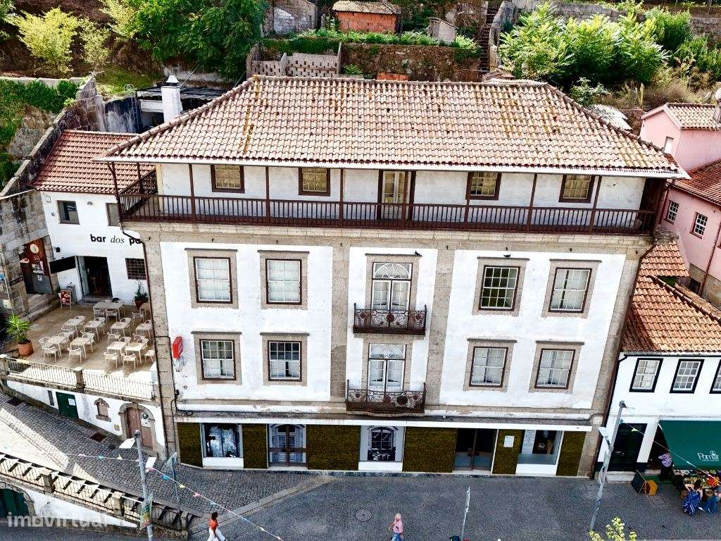 PRÉDIO HISTÓRICO NO CORAÇÃO DE AMARANTE - Grande imagem: 2/20