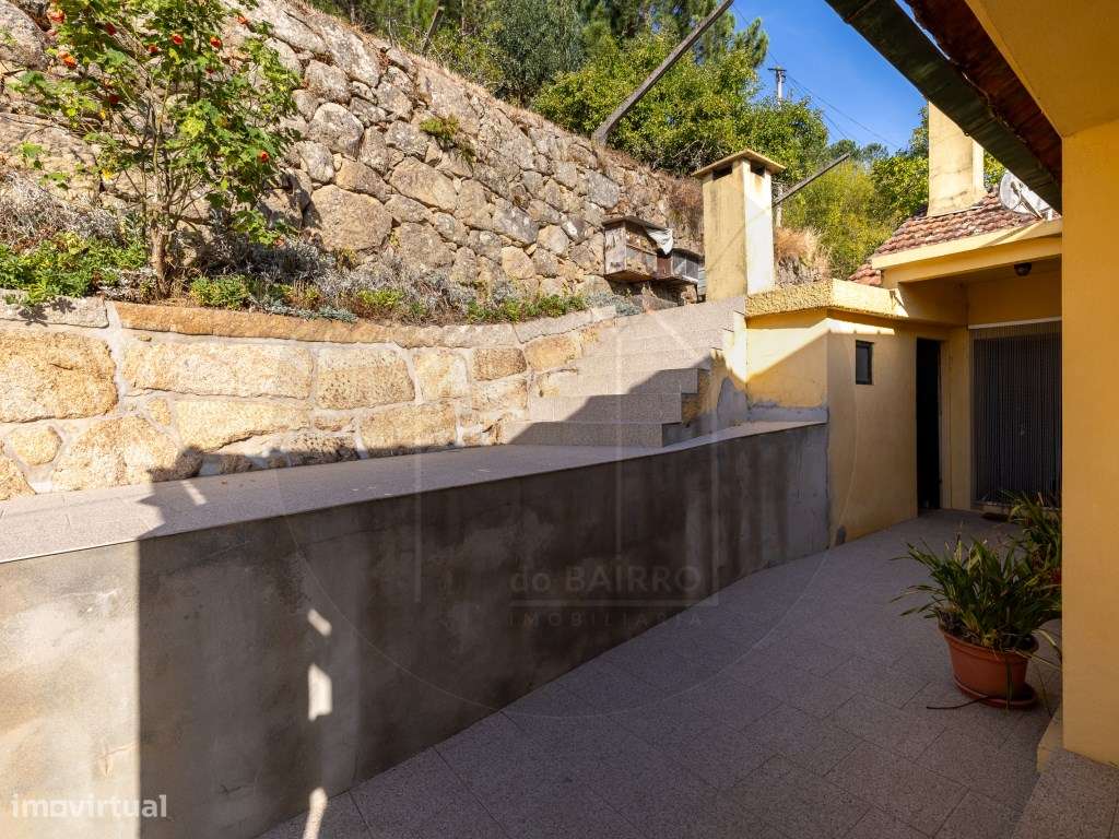 Propriedade com Vista Panorâmica para o Douro Moradia e Terreno com... - Grande imagem: 5/55