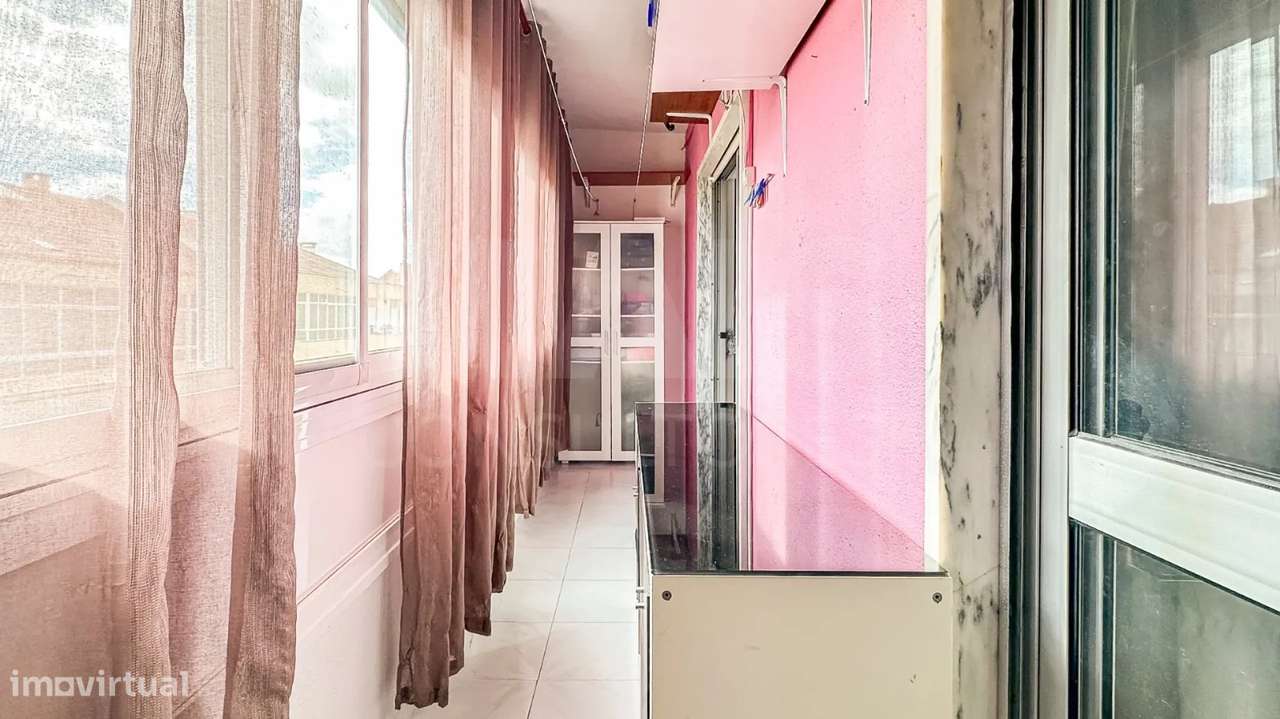 Apartamento T2 no Forte da Casa - Grande imagem: 4/23